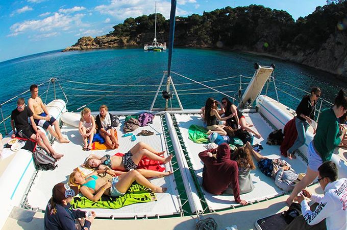 Calella Katamaran Sonnendeck